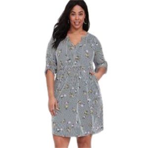 🔆 2/$40 -Torrid Striped Black & White Floral Zipper Dress 4X